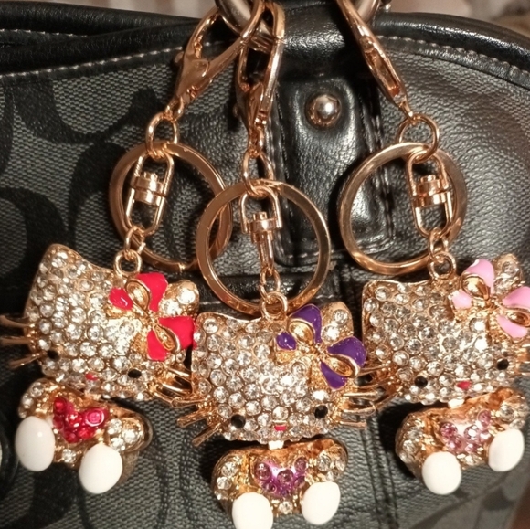 Fashionable Rhinestone  Hello Kitty Bag Charms - Picture 1 of 3